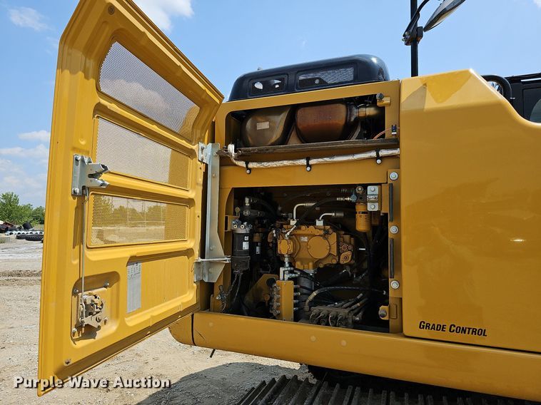 image for item DS6393 2017 Caterpillar 323F L  excavator