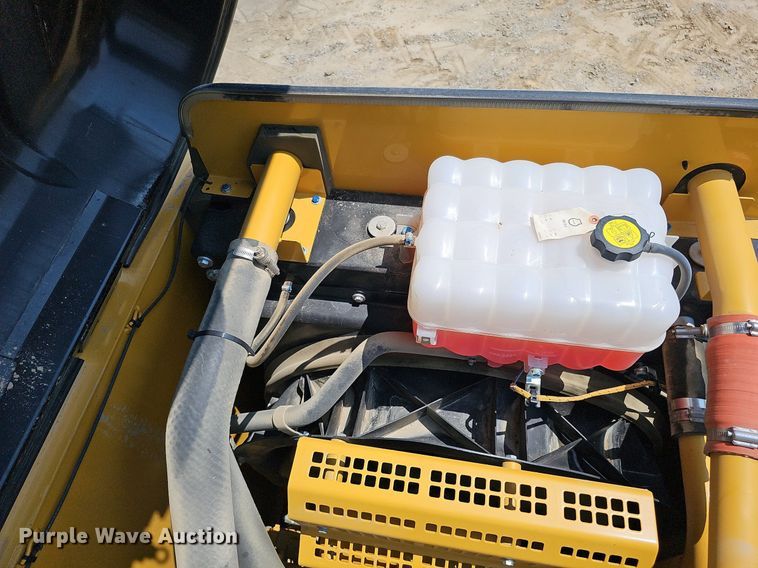 image for item DS6393 2017 Caterpillar 323F L  excavator