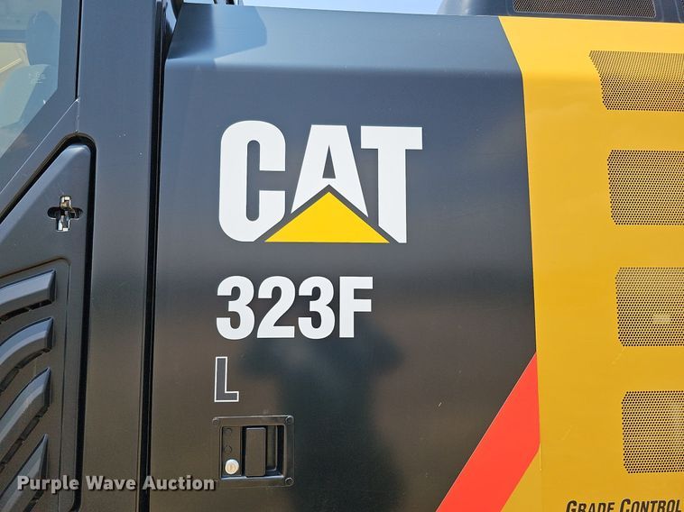 image for item DS6393 2017 Caterpillar 323F L  excavator