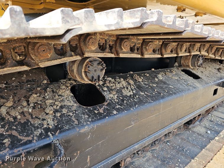 image for item DS6393 2017 Caterpillar 323F L  excavator