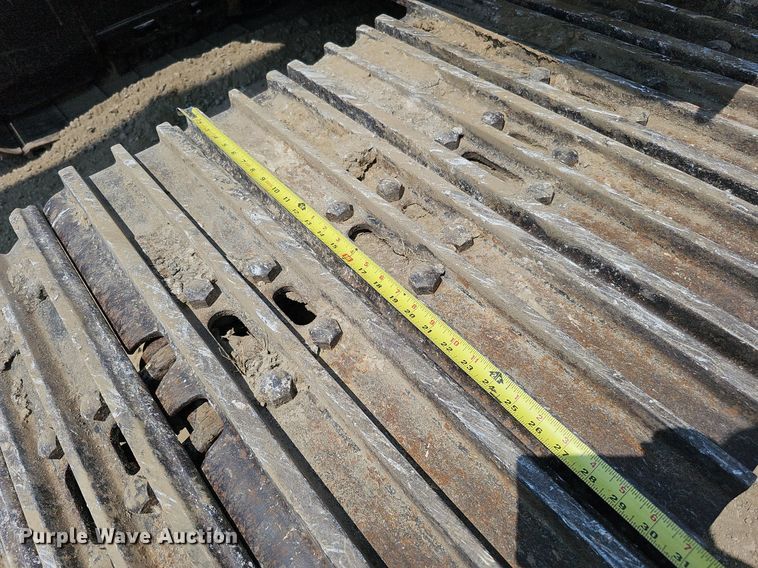 image for item DS6393 2017 Caterpillar 323F L  excavator