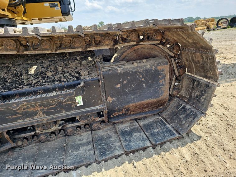 image for item DS6393 2017 Caterpillar 323F L  excavator