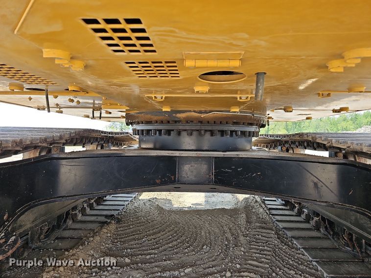 image for item DS6393 2017 Caterpillar 323F L  excavator