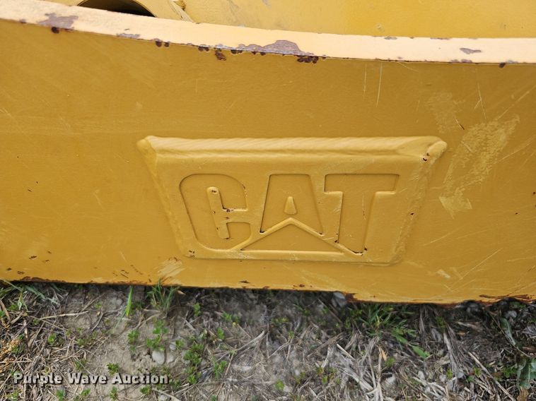 image for item DS6393 2017 Caterpillar 323F L  excavator