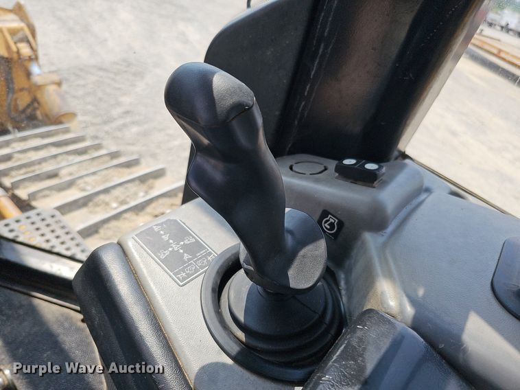 image for item DS6394 2007 Caterpillar D6N XL  dozer