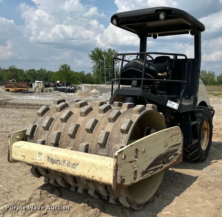 image for item DS6395 2005 Ingersoll Rand SD77F TF  single drum vibratory roller