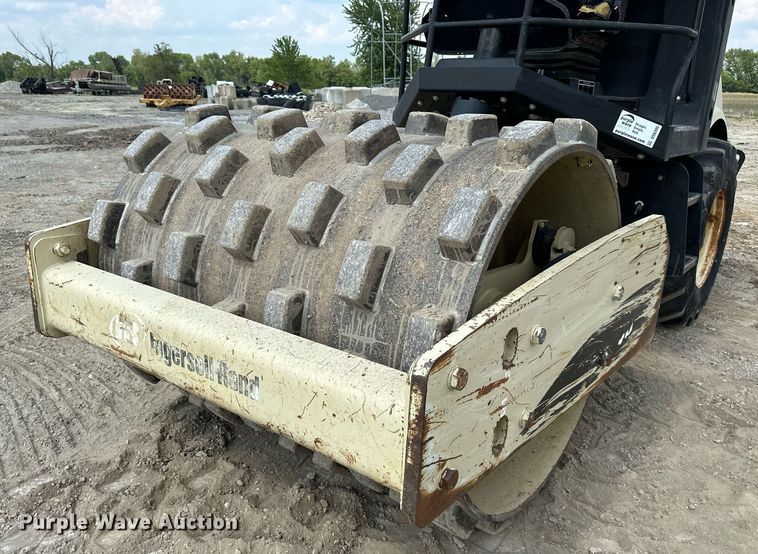 image for item DS6395 2005 Ingersoll Rand SD77F TF  single drum vibratory roller