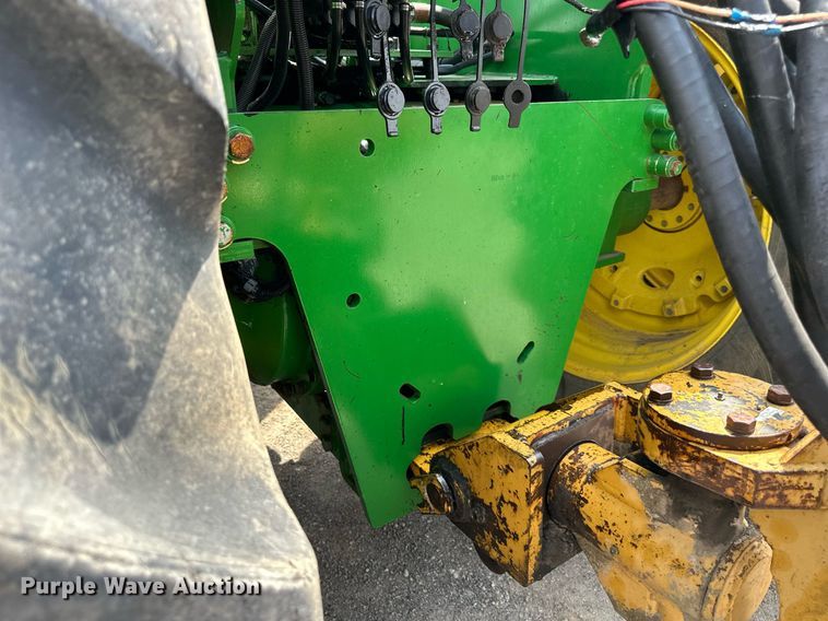 image for item DS6396 2011 John Deere 9530 Scraper Special  4WD tractor