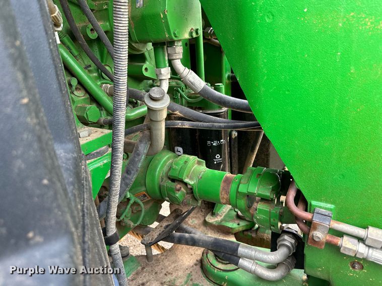 image for item DS6396 2011 John Deere 9530 Scraper Special  4WD tractor