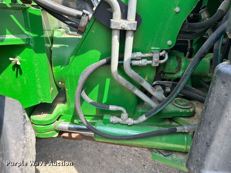 image for item DS6396 2011 John Deere 9530 Scraper Special  4WD tractor