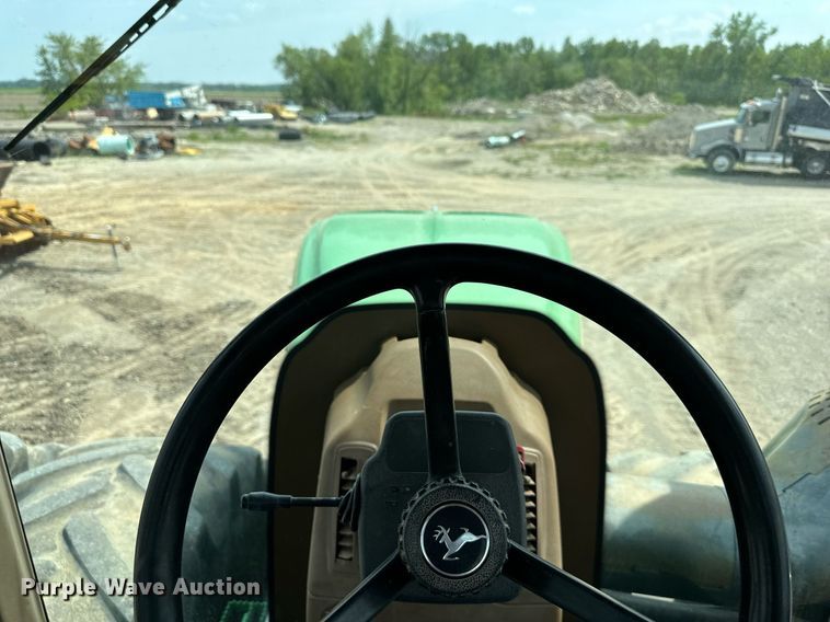 image for item DS6396 2011 John Deere 9530 Scraper Special  4WD tractor