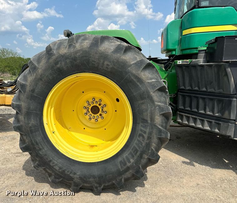 image for item DS6396 2011 John Deere 9530 Scraper Special  4WD tractor