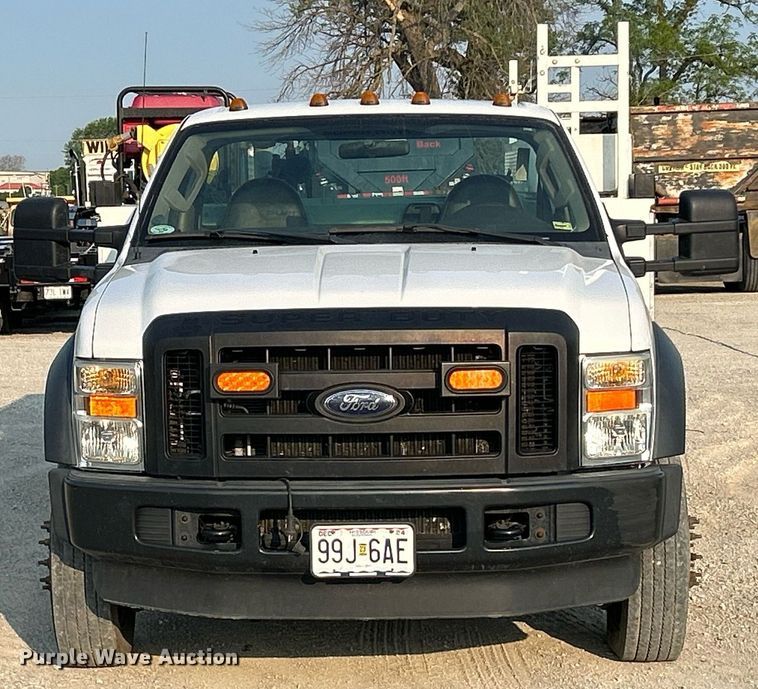 image for item DS6398 2010 Ford F550 Super Duty XL  utility / service truck