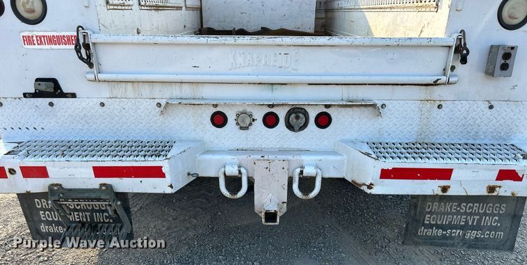 image for item DS6398 2010 Ford F550 Super Duty XL  utility / service truck