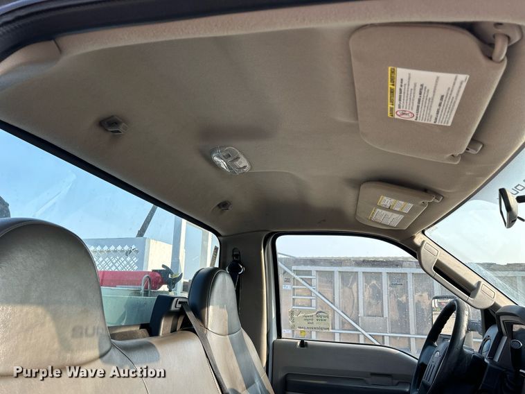 image for item DS6398 2010 Ford F550 Super Duty XL  utility / service truck