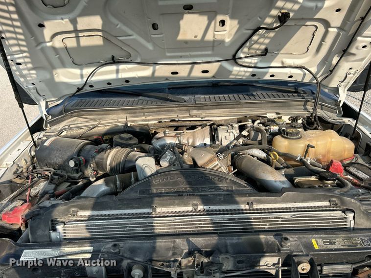 image for item DS6398 2010 Ford F550 Super Duty XL  utility / service truck