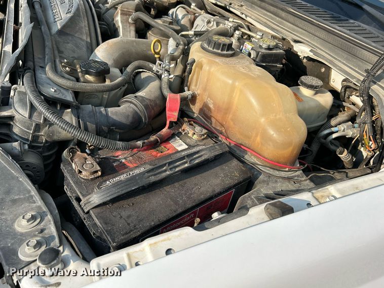 image for item DS6398 2010 Ford F550 Super Duty XL  utility / service truck