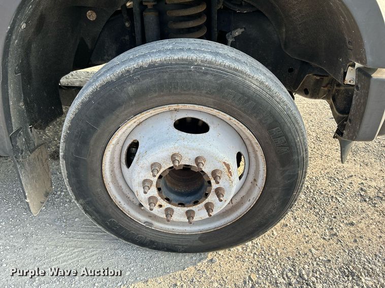 image for item DS6398 2010 Ford F550 Super Duty XL  utility / service truck