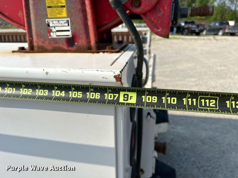 image for item DS6399 2004 Ford F350 Super Duty XL  utility bed pickup truck