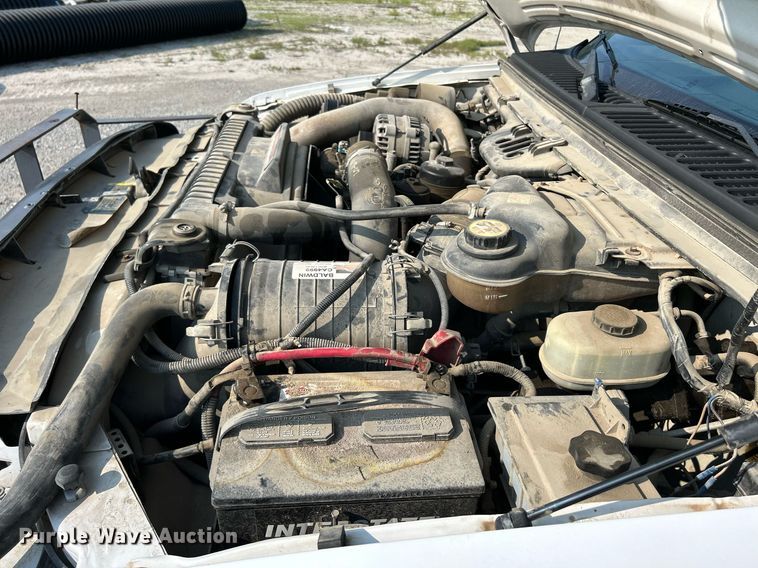 image for item DS6399 2004 Ford F350 Super Duty XL  utility bed pickup truck