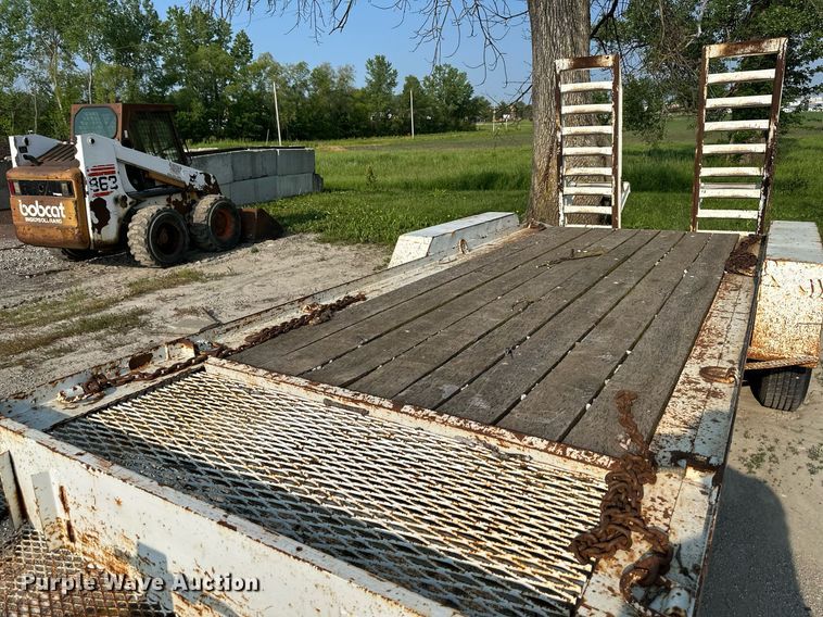 image for item DS6403 1997 Towmaster T-18  equipment trailer