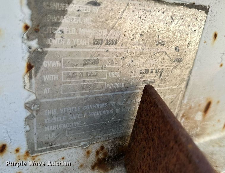 image for item DS6403 1997 Towmaster T-18  equipment trailer