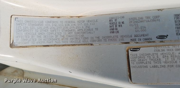 image for item DS6404 2001 Sterling L9500  dump truck