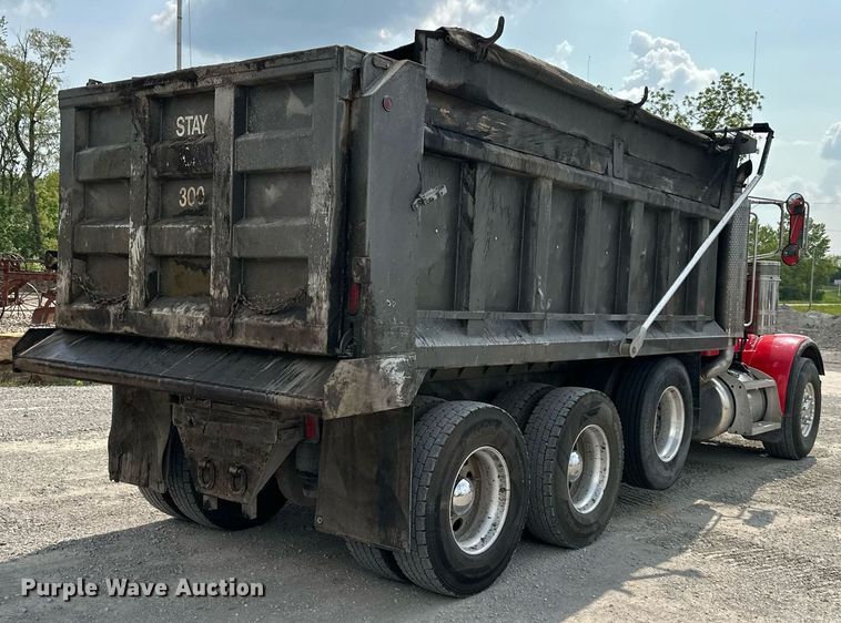 image for item DS6406 2006 Peterbilt 379K  glider kit dump truck