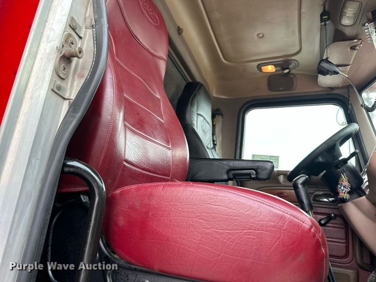 image for item DS6406 2006 Peterbilt 379K  glider kit dump truck