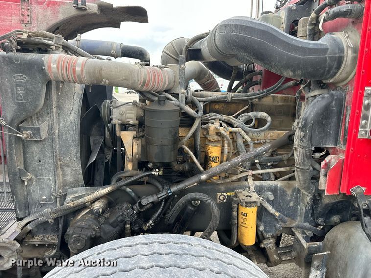 image for item DS6406 2006 Peterbilt 379K  glider kit dump truck