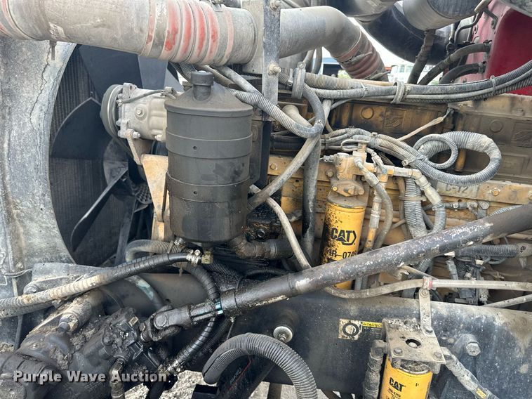 image for item DS6406 2006 Peterbilt 379K  glider kit dump truck