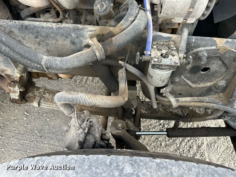 image for item DS6406 2006 Peterbilt 379K  glider kit dump truck