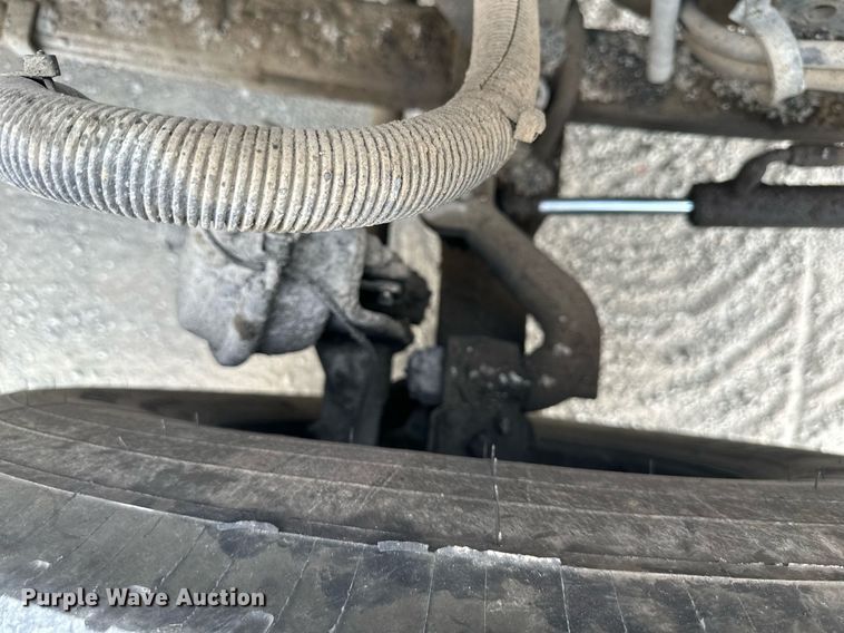 image for item DS6406 2006 Peterbilt 379K  glider kit dump truck