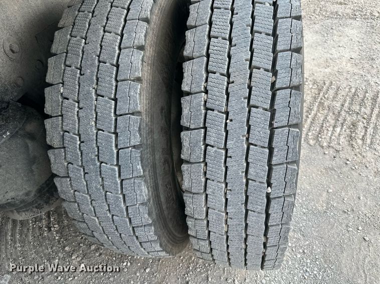 image for item DS6406 2006 Peterbilt 379K  glider kit dump truck