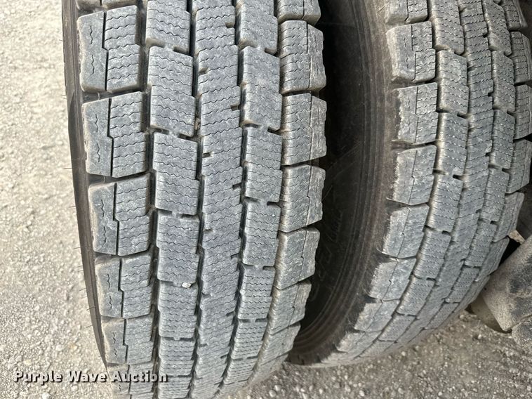 image for item DS6406 2006 Peterbilt 379K  glider kit dump truck