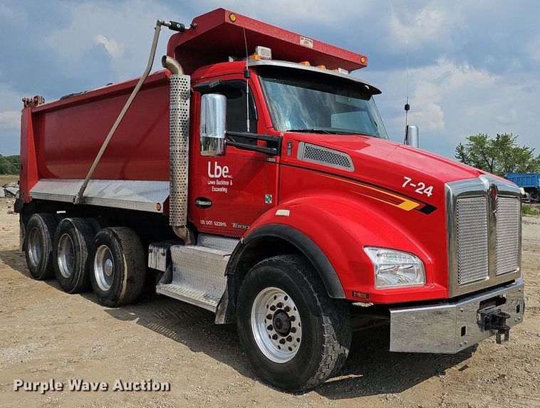 image for item DS6407 2015 Kenworth T880  dump truck