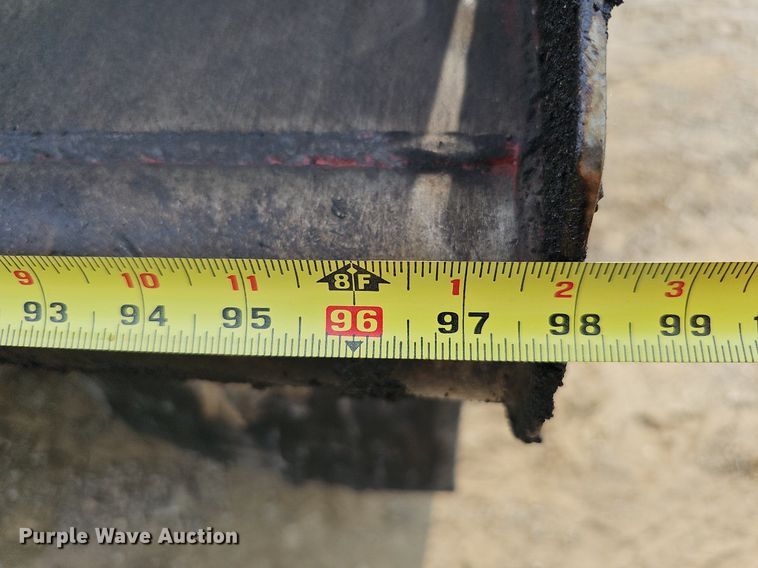 image for item DS6407 2015 Kenworth T880  dump truck