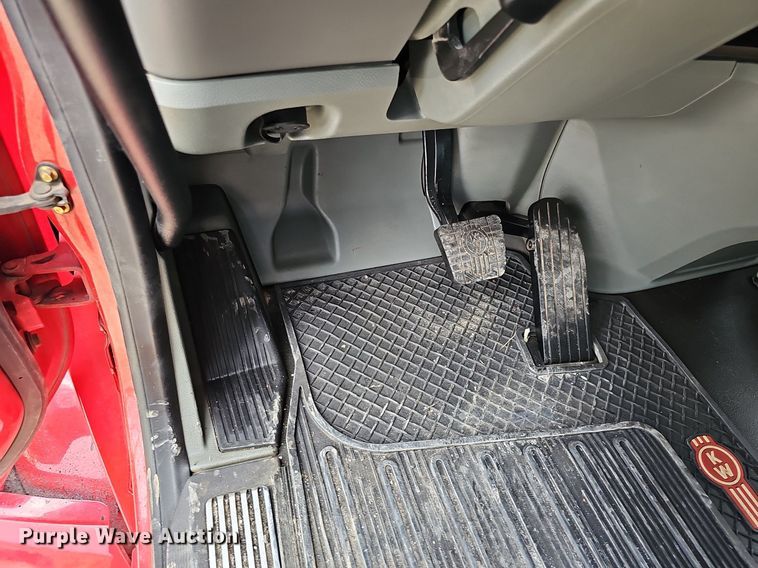 image for item DS6407 2015 Kenworth T880  dump truck