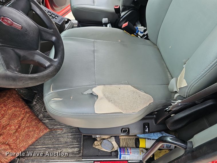 image for item DS6407 2015 Kenworth T880  dump truck