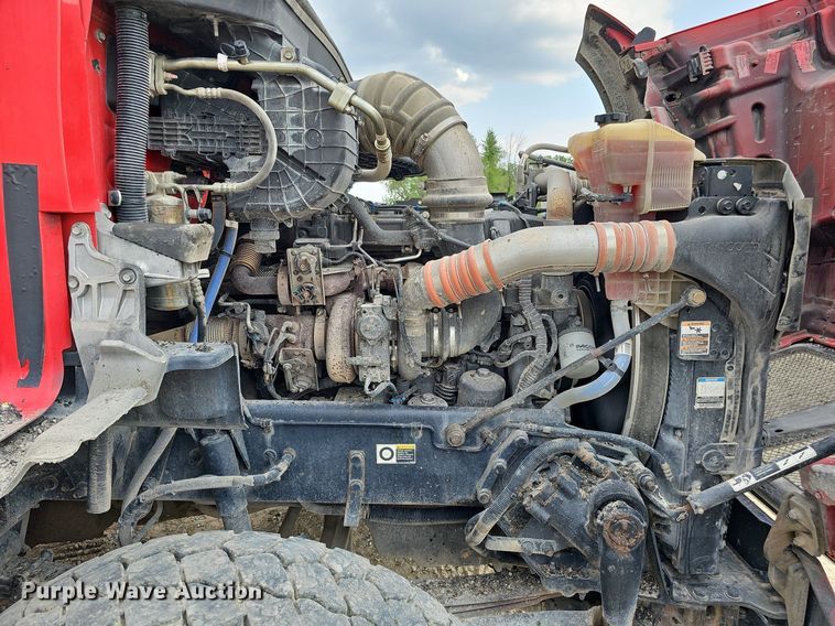 image for item DS6407 2015 Kenworth T880  dump truck