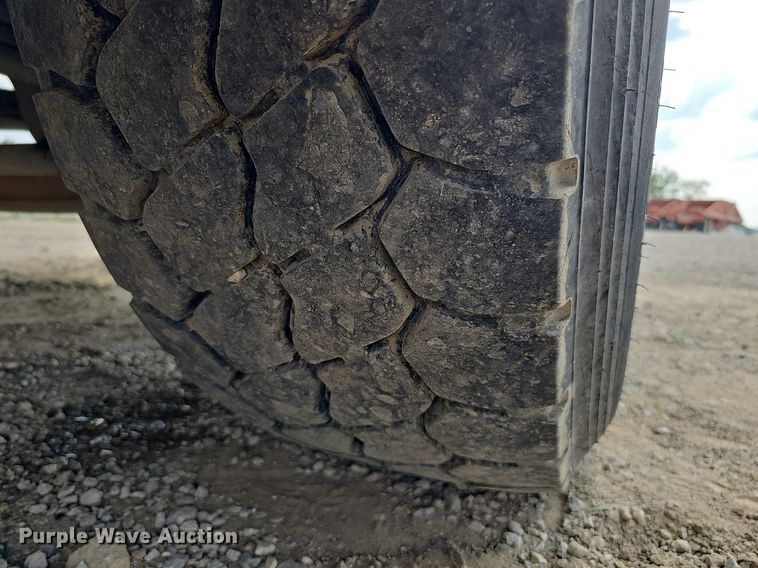 image for item DS6407 2015 Kenworth T880  dump truck