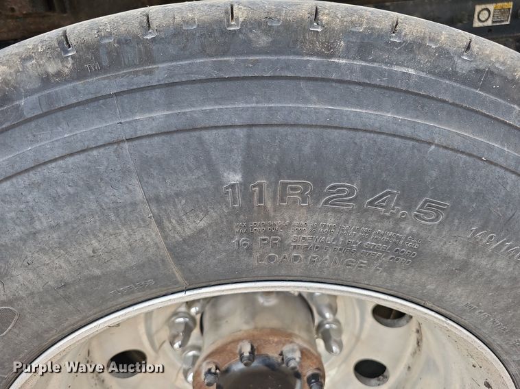 image for item DS6407 2015 Kenworth T880  dump truck