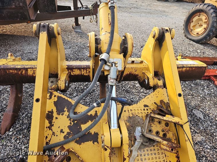 image for item DS6410 Caterpillar D6N  ripper