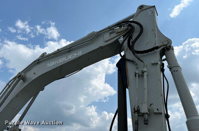 image for item DS6411 2007 Takeuchi TB1140  excavator