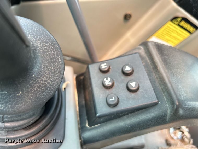 image for item DS6411 2007 Takeuchi TB1140  excavator