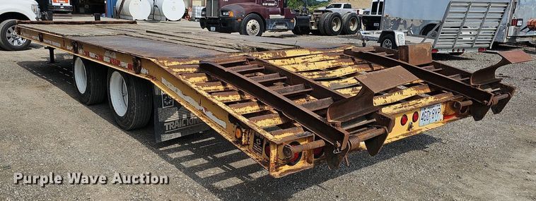 image for item DS6412 2000 Trail King TK40LP  equipment trailer