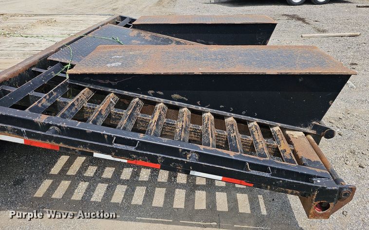 image for item DS6414 2007 PJ  equipment trailer