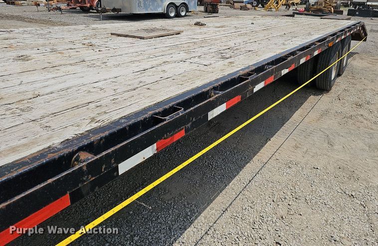 image for item DS6414 2007 PJ  equipment trailer