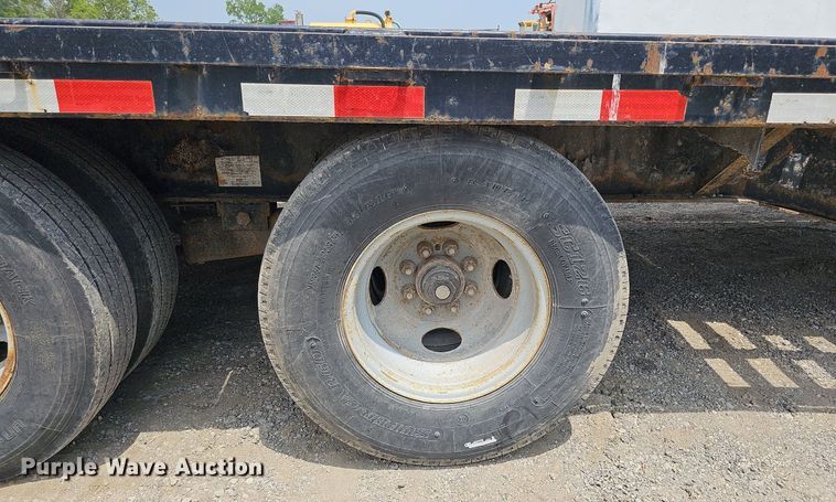 image for item DS6414 2007 PJ  equipment trailer