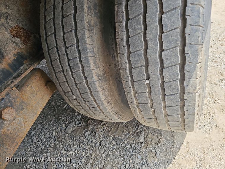 image for item DS6414 2007 PJ  equipment trailer